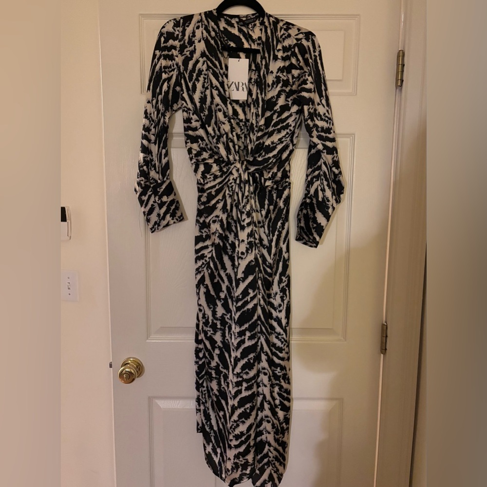 Zara Dress SZ S